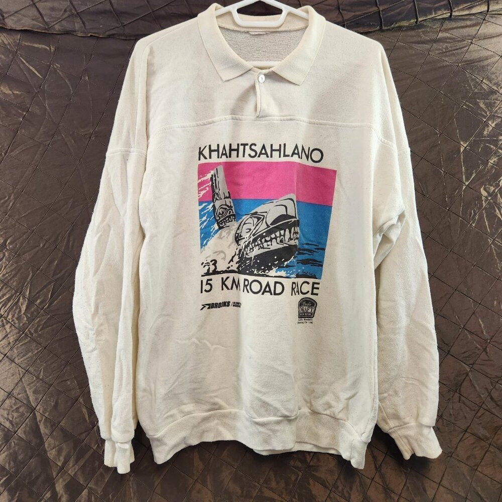 Brooks Khahtsahlano 15 KM Road Race Sweatshirt w Collar Pacific Draft Vancouver